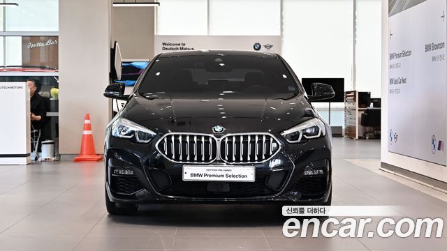 BMW 2 Series Gran Coupe F44 220i M Sports - фото 2