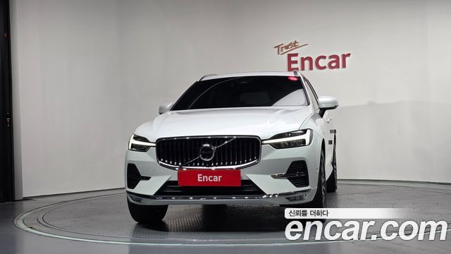 Volvo XC60 2-го поколения B5 Ultra Bright - фото 2