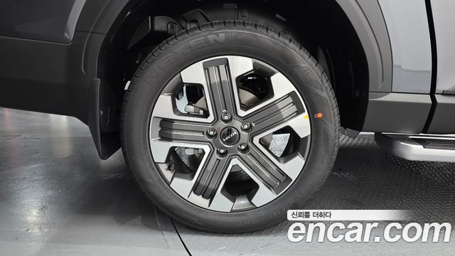 SsangYong Musso Q300 Gasoline 2.0 4WD M9 Long Deck Grand Style - фото 4