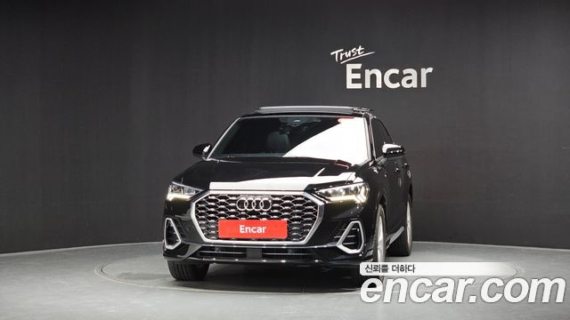 Audi Q3 F3 35 TDI Premium Sportback - фото 1