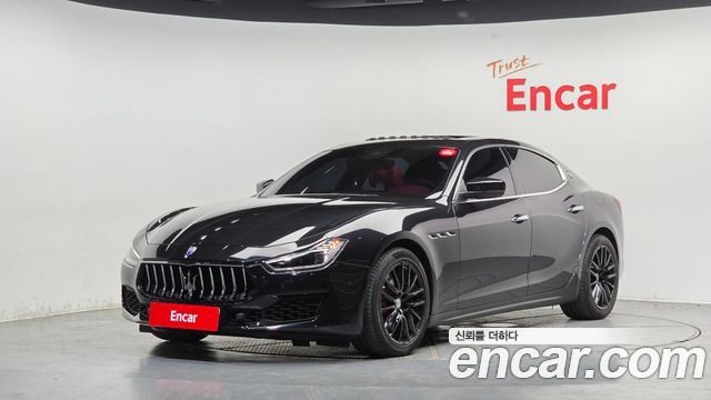 Maserati Ghibli 3.0S Q4 3rd - фото 0