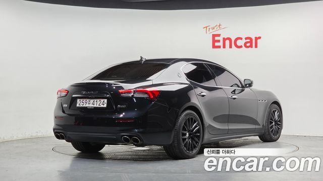 Maserati Ghibli 3.0S Q4 3rd - фото 1