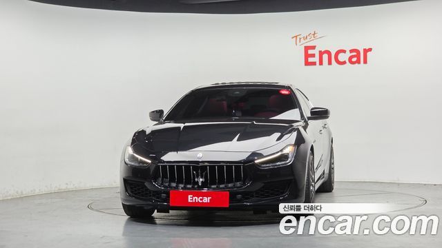 Maserati Ghibli 3.0S Q4 3rd - фото 2
