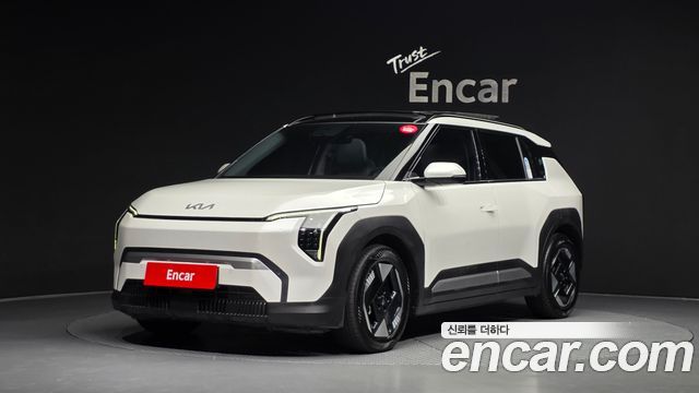 Kia EV3 Long Range 2WD AIr - фото 0