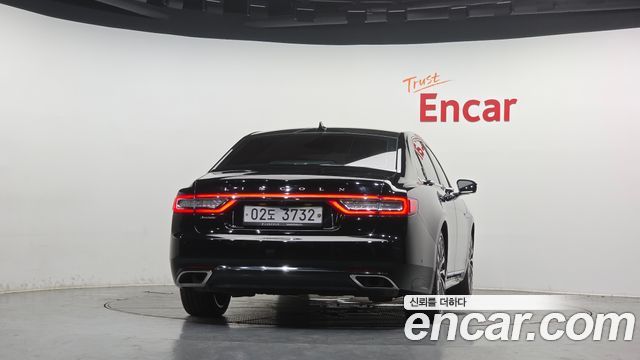 Lincoln Continental 10-го поколения 3.0 Presidential AWD - фото 2