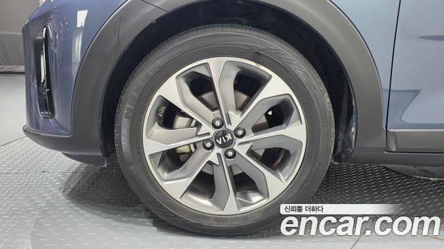 Kia Stonic 1.4 Prestige - фото 4