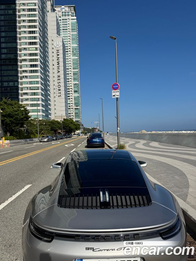 Porsche 911 Carrera GTS - фото 3