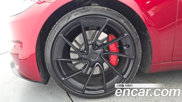 Tesla Model 3 Performance AWD - фото 4