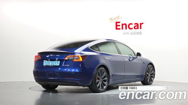 Tesla Model 3 Performance AWD - фото 0