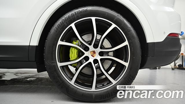Porsche Cayenne PO536 3.0 S E-Hybrid - фото 4