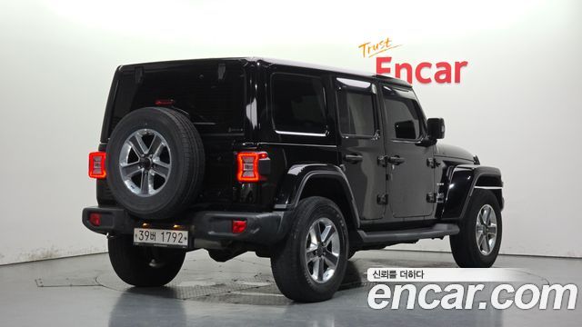 Jeep Wrangler JL 2.0 Sahara 4Door - фото 1