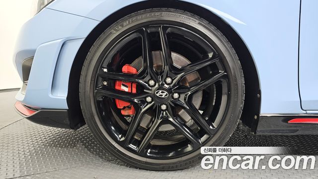 Hyundai Veloster JS 2.0 N - фото 4