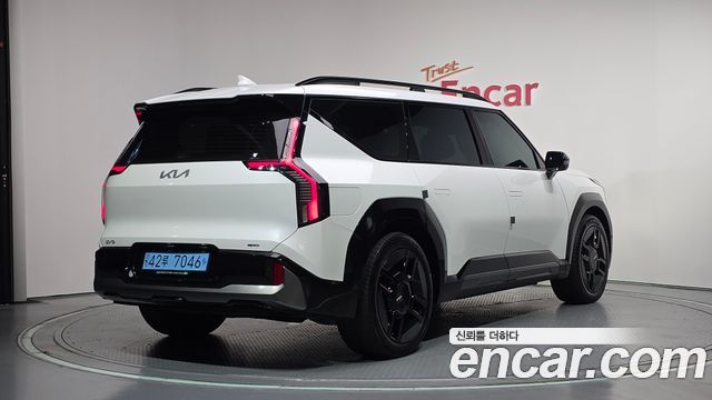 Kia EV9 Long Range 4WD GT Line - фото 1