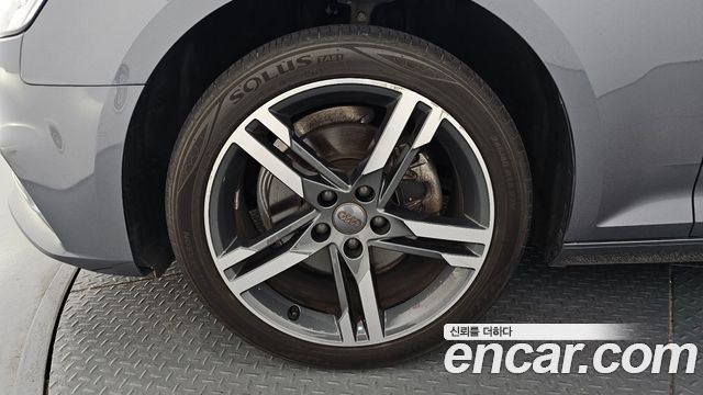 Audi A4 B9 40 TFSI Premium - фото 3