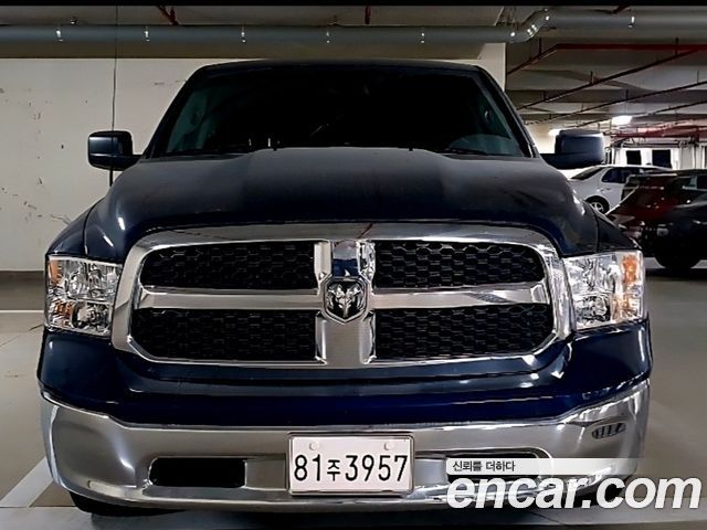 Dodge Ram Pick Up 5.7 - фото 0