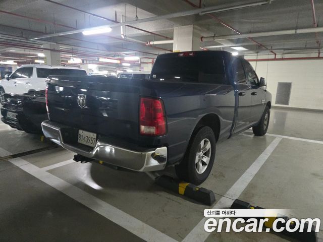 Dodge Ram Pick Up 5.7 - фото 3