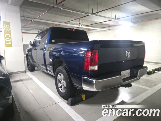Dodge Ram Pick Up 5.7 - фото 4