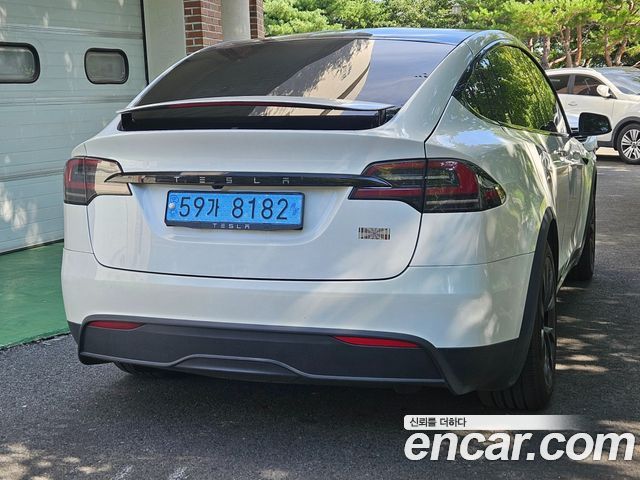 Tesla Model X AWD - фото 4