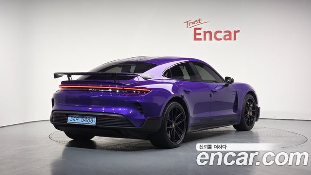Porsche Taycan Turbo GT Weissach pack - фото 0