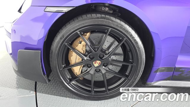 Porsche Taycan Turbo GT Weissach pack - фото 3