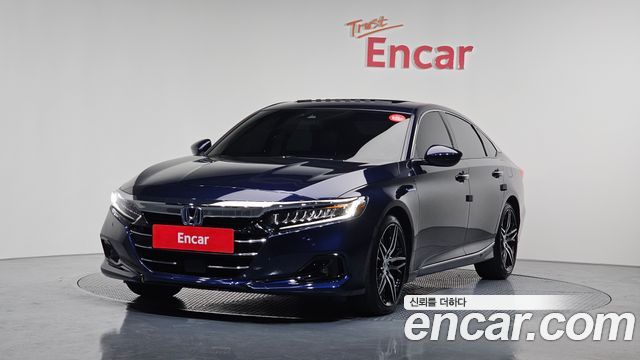 Honda Accord 10-го поколения 2.0 Hybrid Touring - фото 0