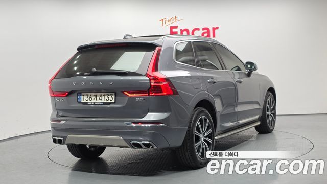 Volvo XC60 2-го поколения B5 Inscription - фото 1