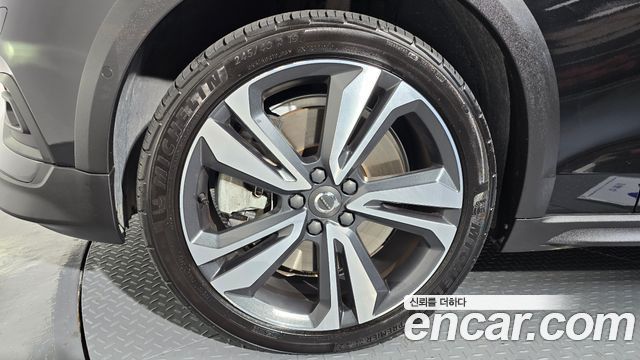 Volvo V60 Cross Country 2-го поколения T5 Pro AWD - фото 4