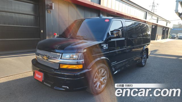 Chevrolet Express Van 6.5 - фото 0
