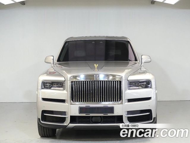 Rolls-Royce Cullinan 6.7 V12 - фото 1