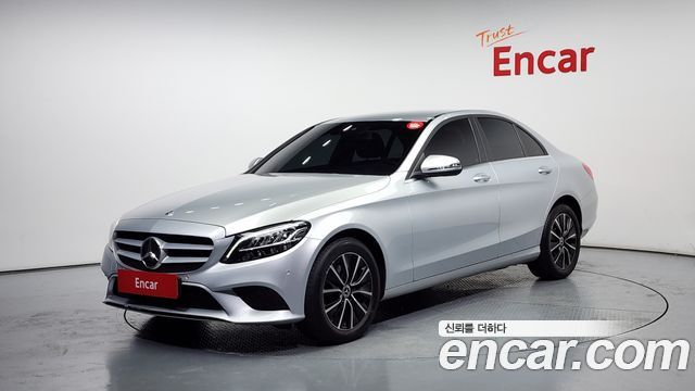 Mercedes-Benz C-Class W205 C200 - фото 0