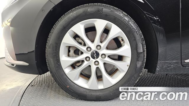 Kia K8 2.5 Gasoline 2WD Noblesse - фото 4
