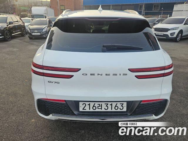 Genesis GV70 2.2 Diesel 2WD - фото 3
