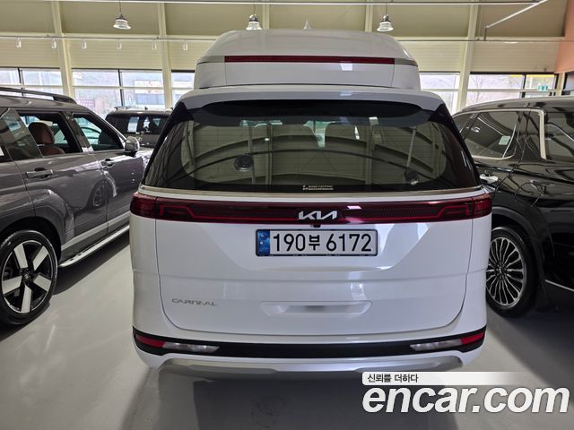Kia Carnival 4-го поколения Gasoline 9-Seater Hi-Limousine Signature - фото 3