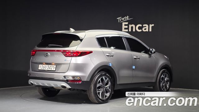 Kia Sportage The Bold Diesel 2.0 2WD Prestige - фото 1