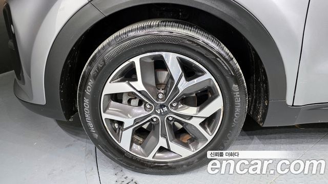 Kia Sportage The Bold Diesel 2.0 2WD Prestige - фото 4