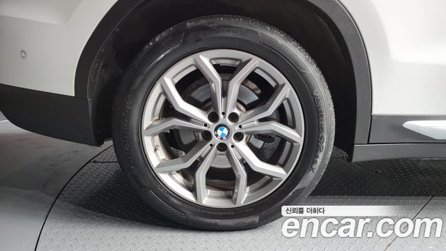 BMW X3 G01 xDrive 20d - фото 4