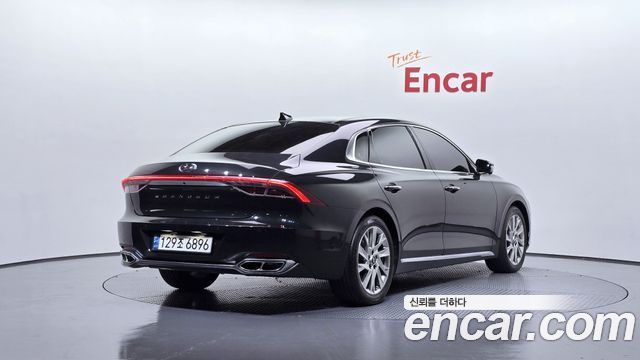 Hyundai Grandeur New IG, гибрид Calligraphy - фото 1
