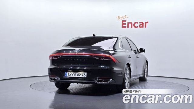 Hyundai Grandeur New IG, гибрид Calligraphy - фото 3
