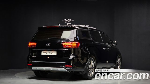Kia Carnival New Gasoline 9-Seater Noblesse Special - фото 1