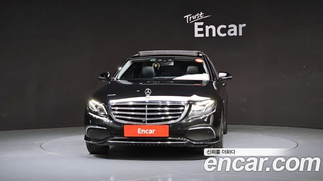 Mercedes-Benz E-Class W213 E300e Exclusive - фото 2
