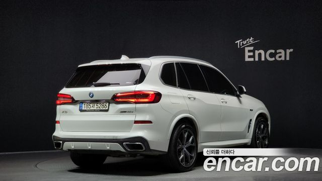 BMW X5 G05 xDrive 45e M Sport - фото 1