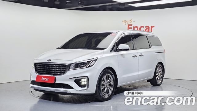 Kia Carnival New 9-Seater Noblesse Special - фото 0