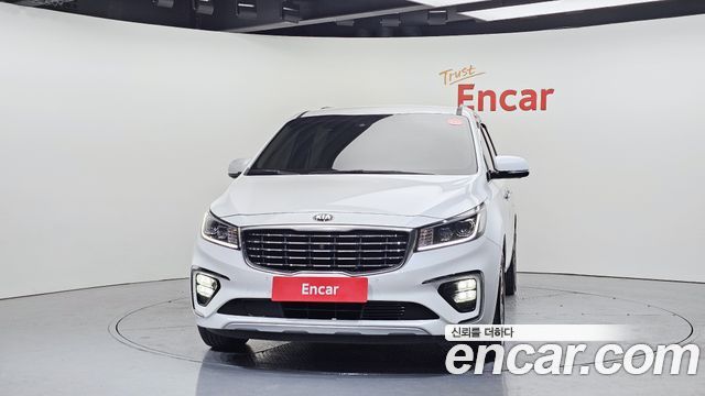 Kia Carnival New 9-Seater Noblesse Special - фото 2