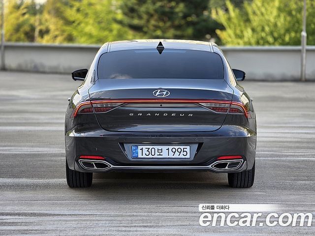 Hyundai Grandeur New IG, гибрид Calligraphy - фото 1