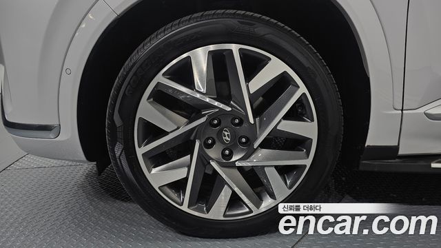 Hyundai Santafe New Diesel 2.2 4WD Calligraphy - фото 4