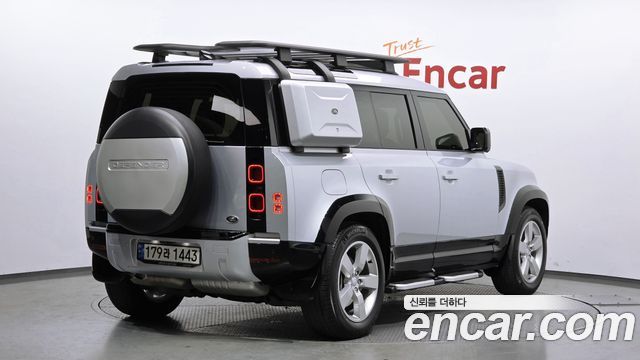 Land Rover Defender L663 110 D300 HSE - фото 1