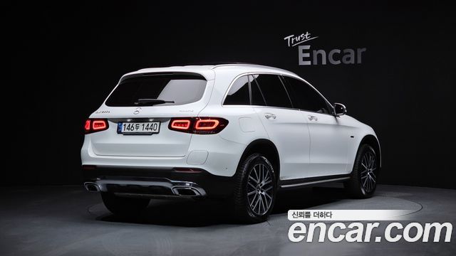 Mercedes-Benz GLC-Class X253 GLC300e 4MATIC - фото 1