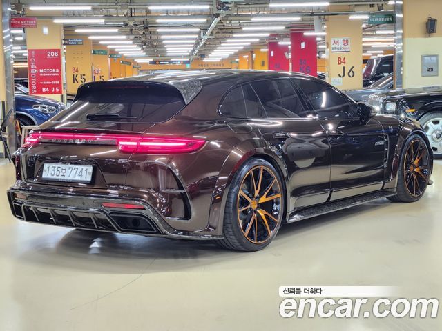 Porsche Panamera 4.0 Turbo Sport Turismo - фото 1