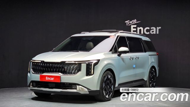 Kia Carnival New 4-го поколения 7-Seater Signature - фото 0