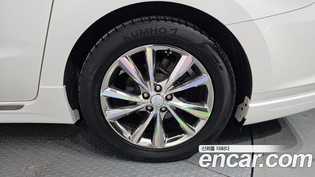 Kia Carnival New 9-Seater Noblesse Special - фото 4